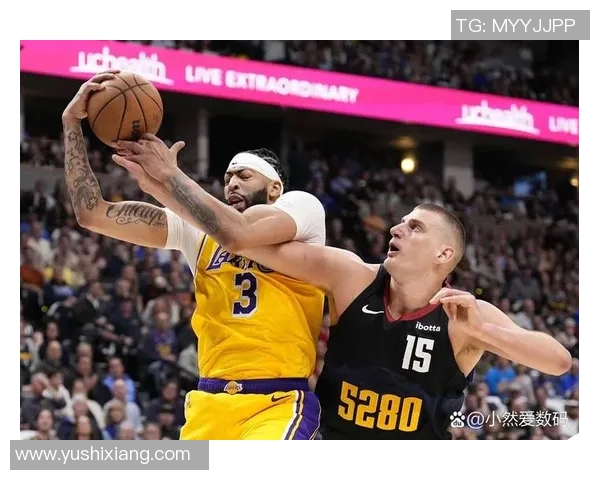 掘金与湖人激战11号赛场谁能在季后赛中抢占先机