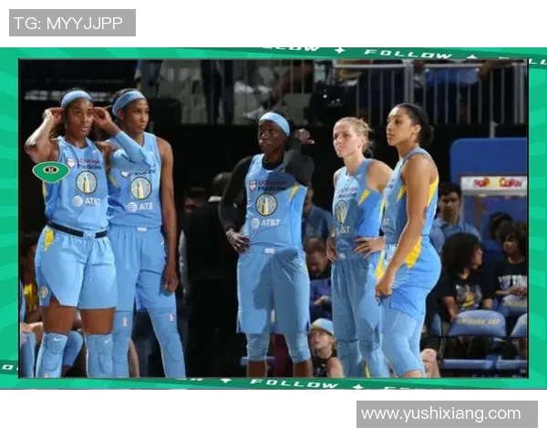 篮球飞马与天空的激烈对决展现了运动精神与团队合作的完美结合