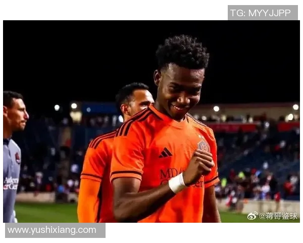 美职足精彩对决休斯顿队迎战急流队全力争胜展现实力