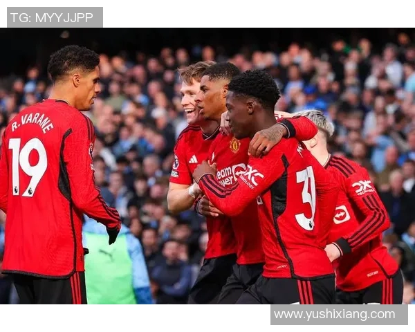 曼联与曼城激战联赛杯决战老特拉福德谁能笑到最后